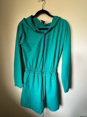 Athleisure Romper with Built In Shorts Hooded Zip Front Teal Small